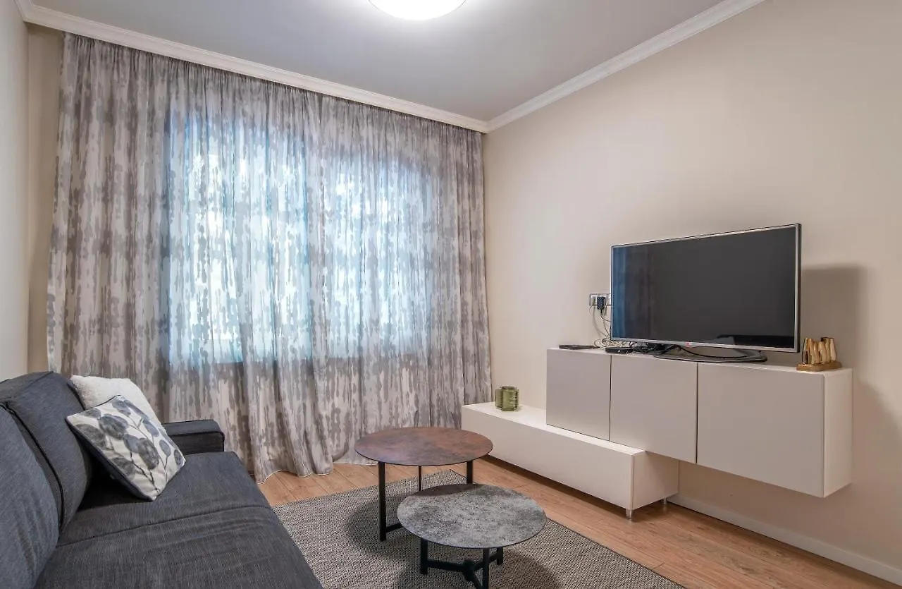 Tina'S 2 Bedroom Top Central Apartment Sofia